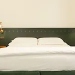Ghala 3* غالاتوني