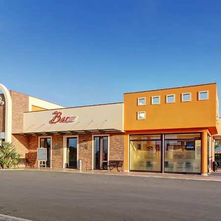 加拉酒店 酒店 3*