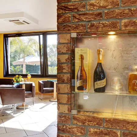 加拉酒店 酒店 3*