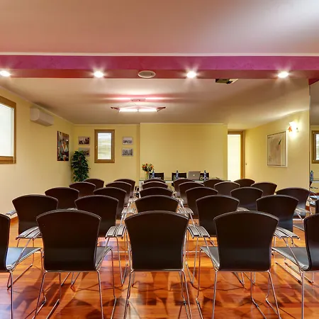 加拉酒店 加拉托内