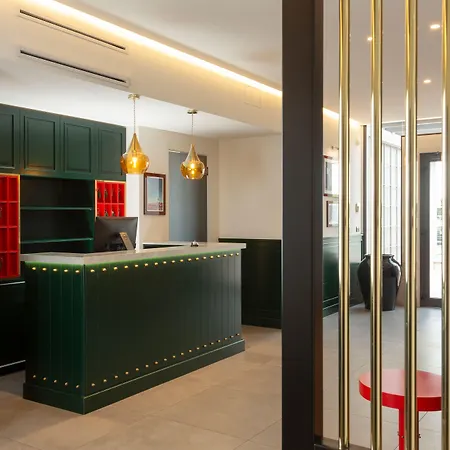 加拉酒店 3* 加拉托内